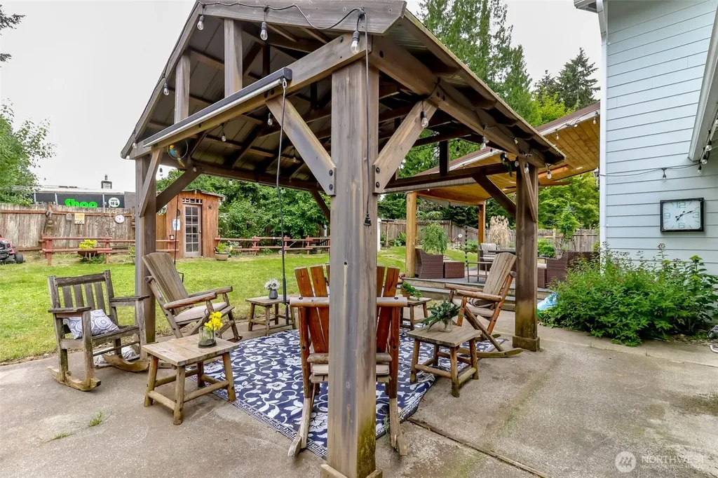 12111 213th Avenue Ct E Bonney Lake WA 98391