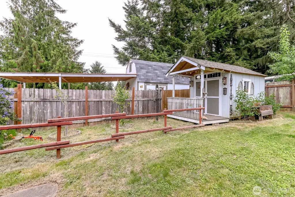 12111 213th Avenue Ct E Bonney Lake WA 98391