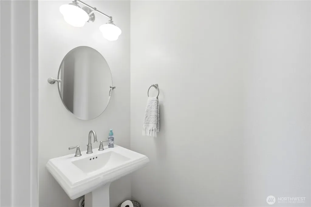 2773 NE Magnolia Street Issaquah WA 98029