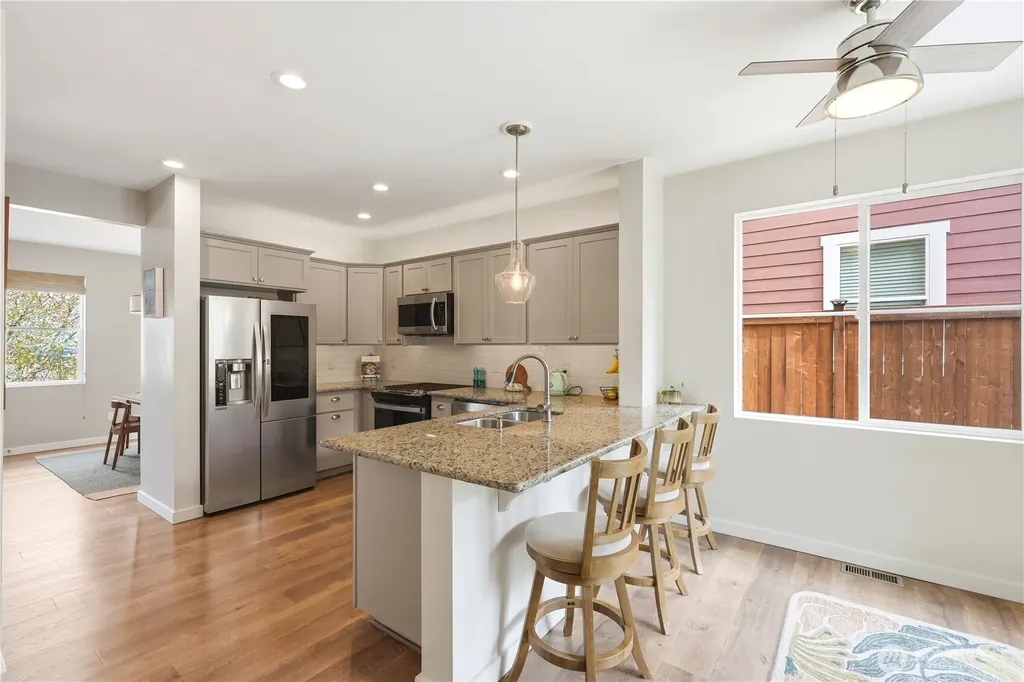 2773 NE Magnolia Street Issaquah WA 98029
