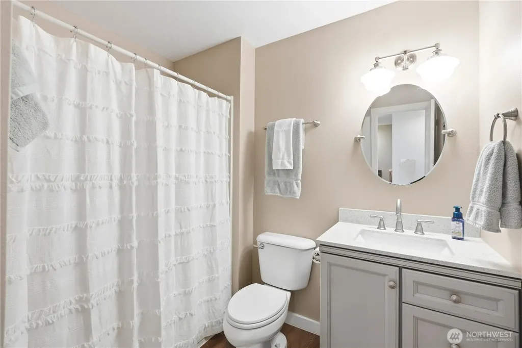 2773 NE Magnolia Street Issaquah WA 98029