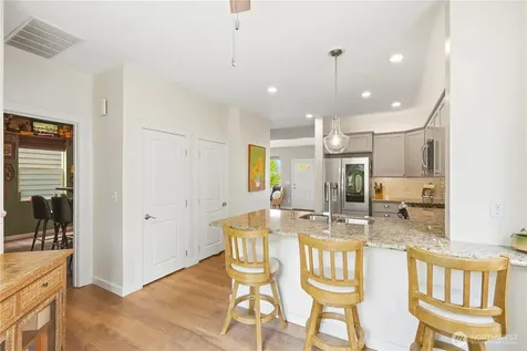 2773 NE Magnolia Street Issaquah WA 98029