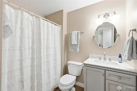 2773 NE Magnolia Street Issaquah WA 98029