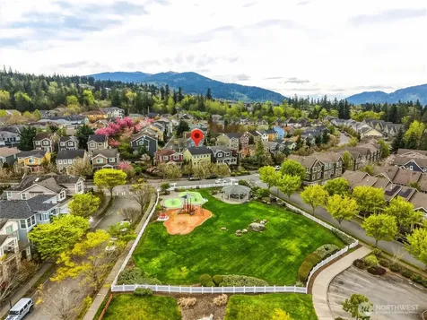 2773 NE Magnolia Street Issaquah WA 98029