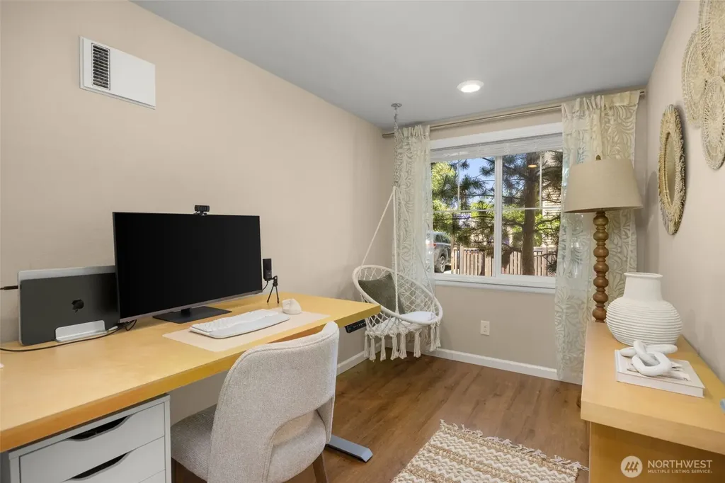 3204 SW Holly Street Seattle WA 98126
