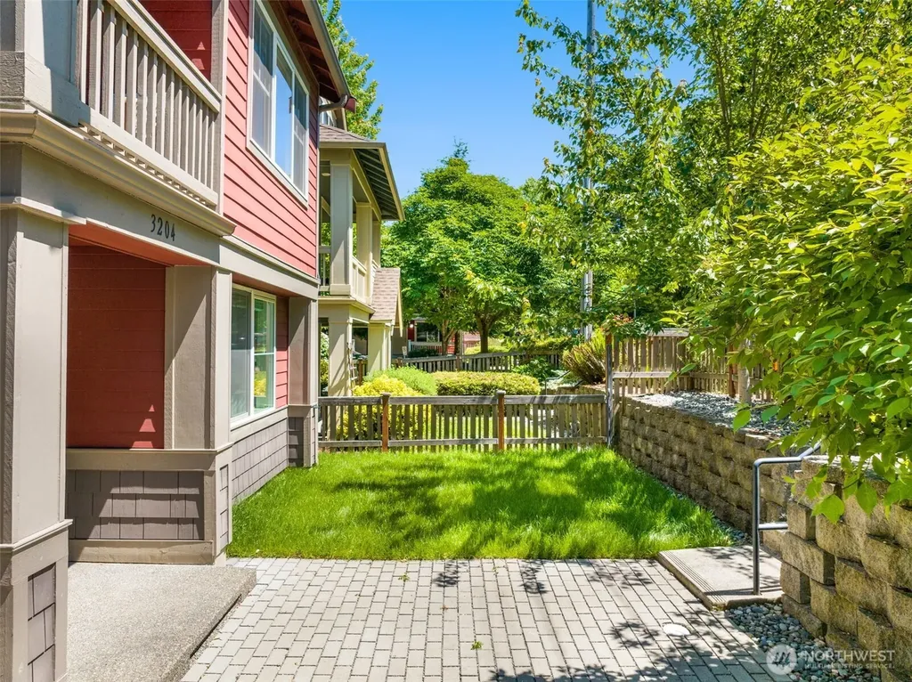 3204 SW Holly Street Seattle WA 98126