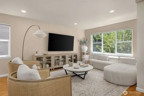 3204 SW Holly Street Seattle WA 98126