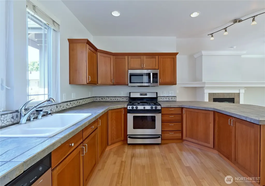 11706 239th Avenue NE Redmond WA 98053
