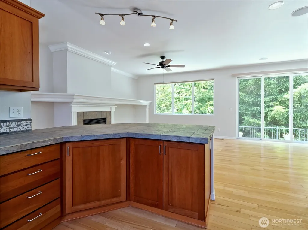 11706 239th Avenue NE Redmond WA 98053