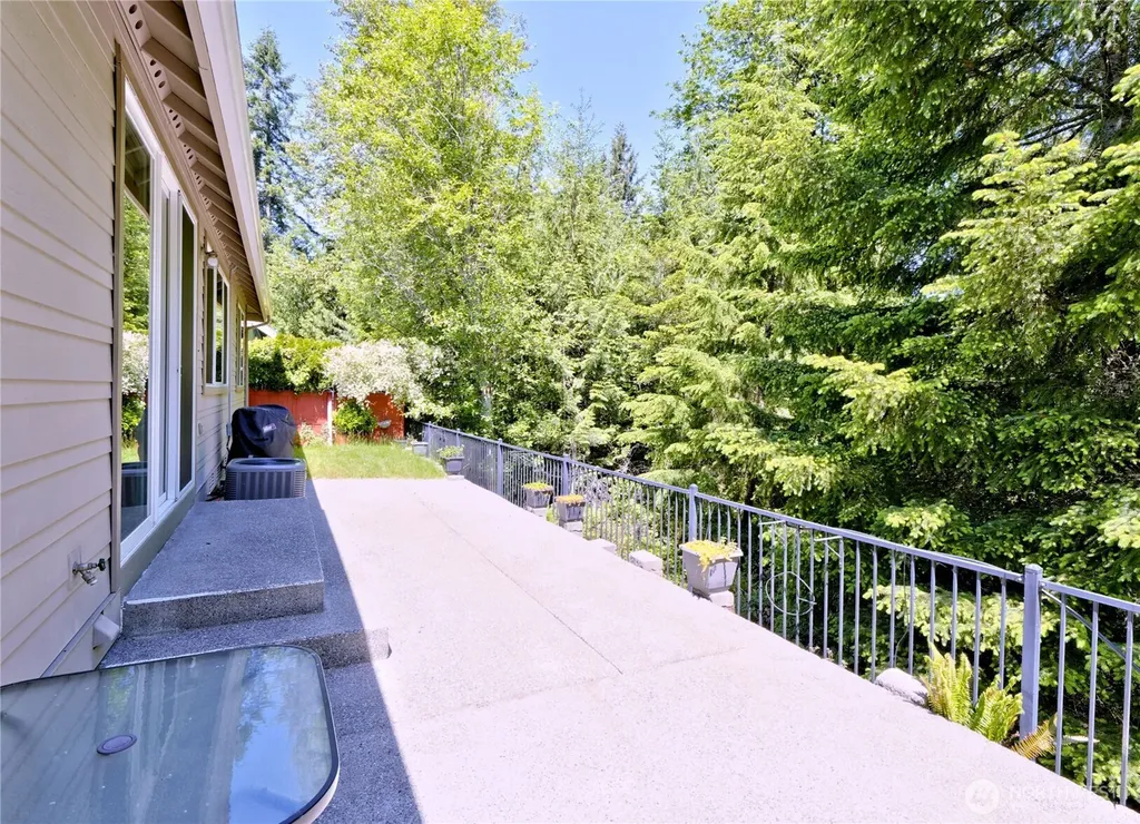 11706 239th Avenue NE Redmond WA 98053
