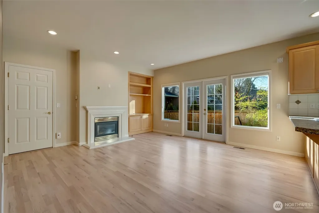 6215 101st Court NE Kirkland WA 98033