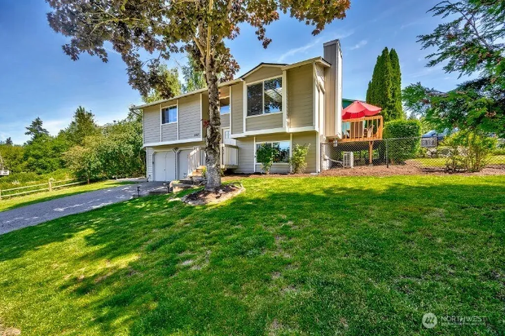 2207 180th Place SE Bothell WA 98012