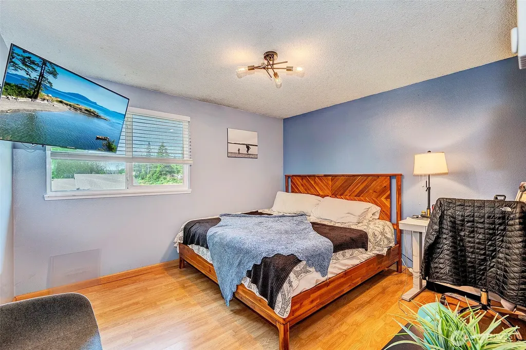 2207 180th Place SE Bothell WA 98012