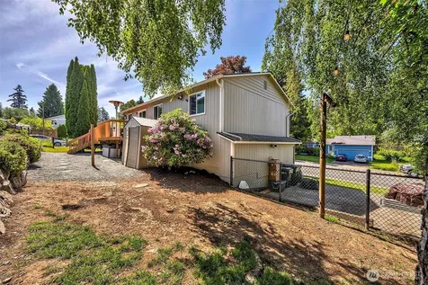 2207 180th Place SE Bothell WA 98012
