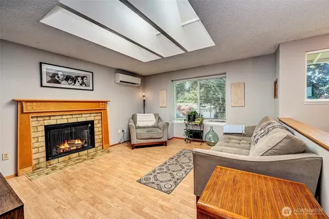 2207 180th Place SE Bothell WA 98012