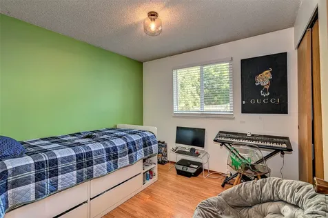 2207 180th Place SE Bothell WA 98012