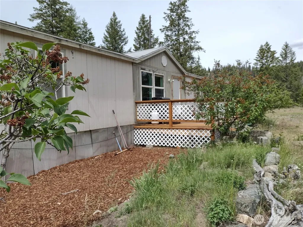 39 Leonard Lane Curlew WA 99118