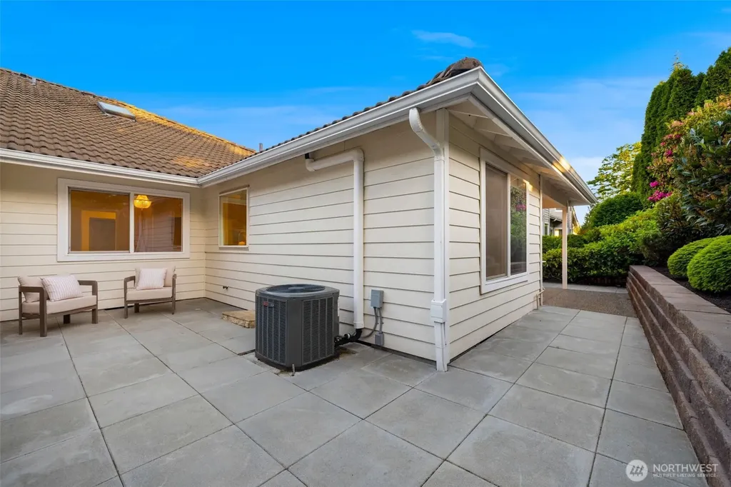 2000 Village Green Drive Mill Creek WA 98012
