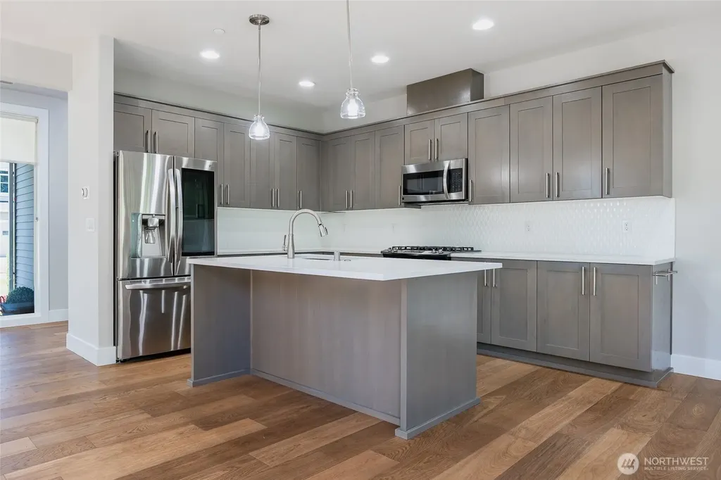12570 51st Place S Tukwila WA 98178
