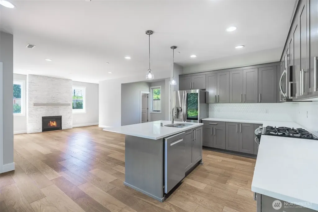 12570 51st Place SE Tukwila WA 98178