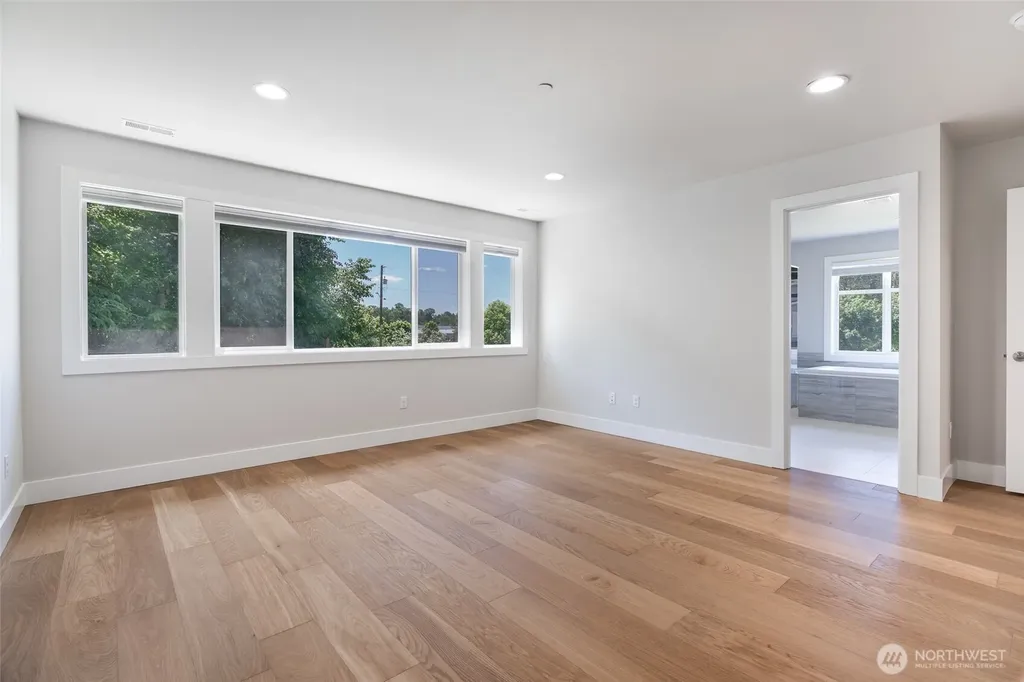 12570 51st Place SE Tukwila WA 98178