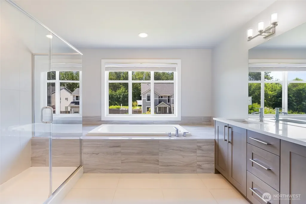 12570 51st Place SE Tukwila WA 98178