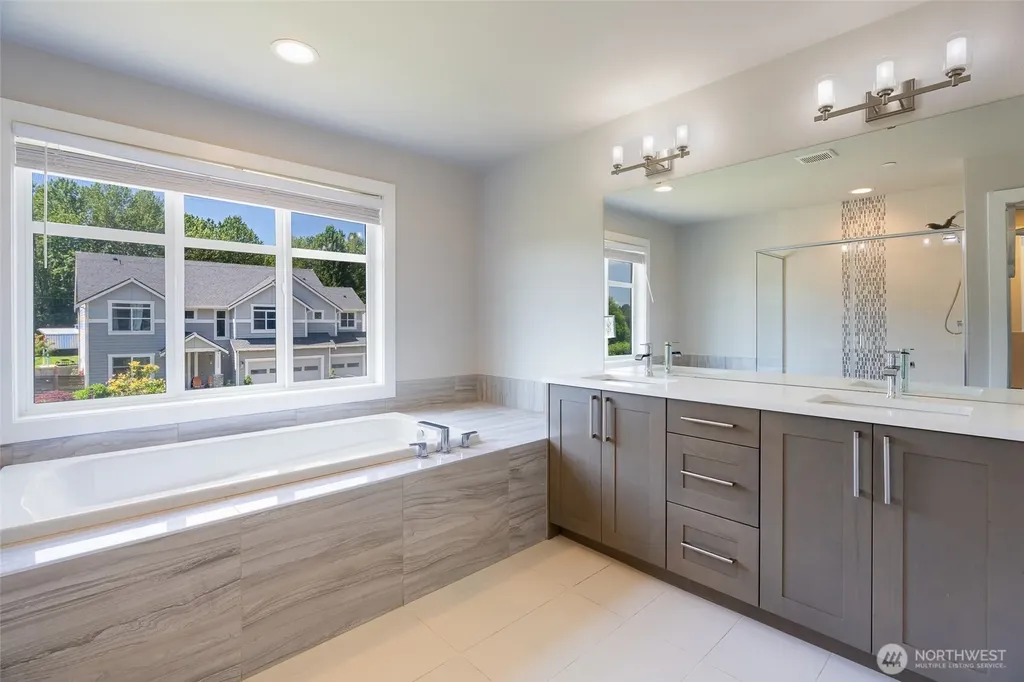 12570 51st Place SE Tukwila WA 98178