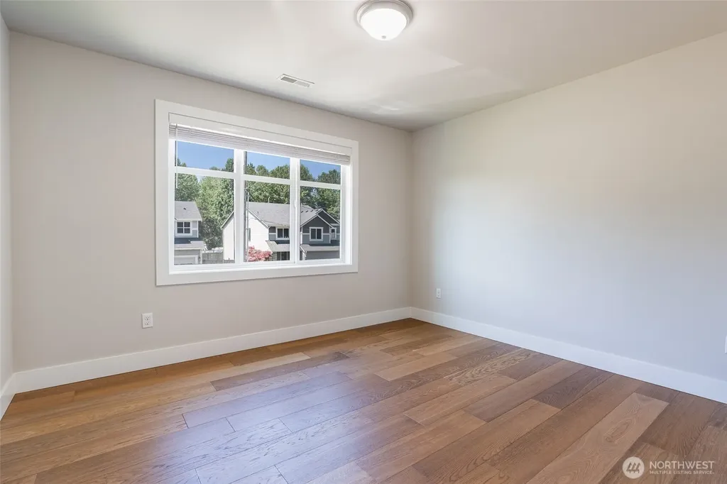 12570 51st Place S Tukwila WA 98178