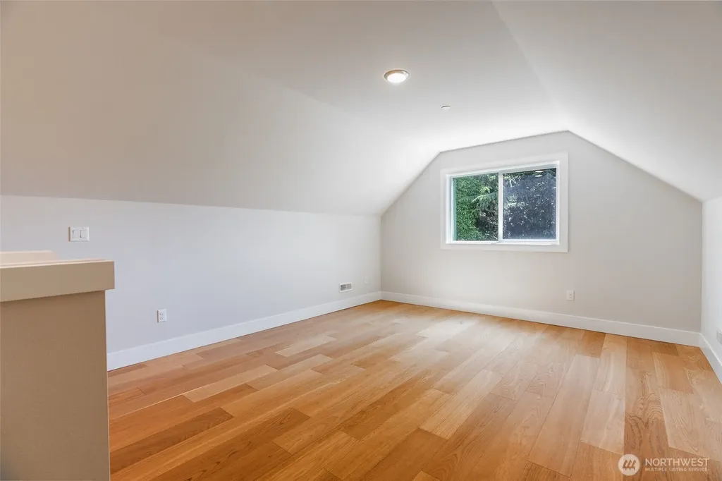 12570 51st Place SE Tukwila WA 98178