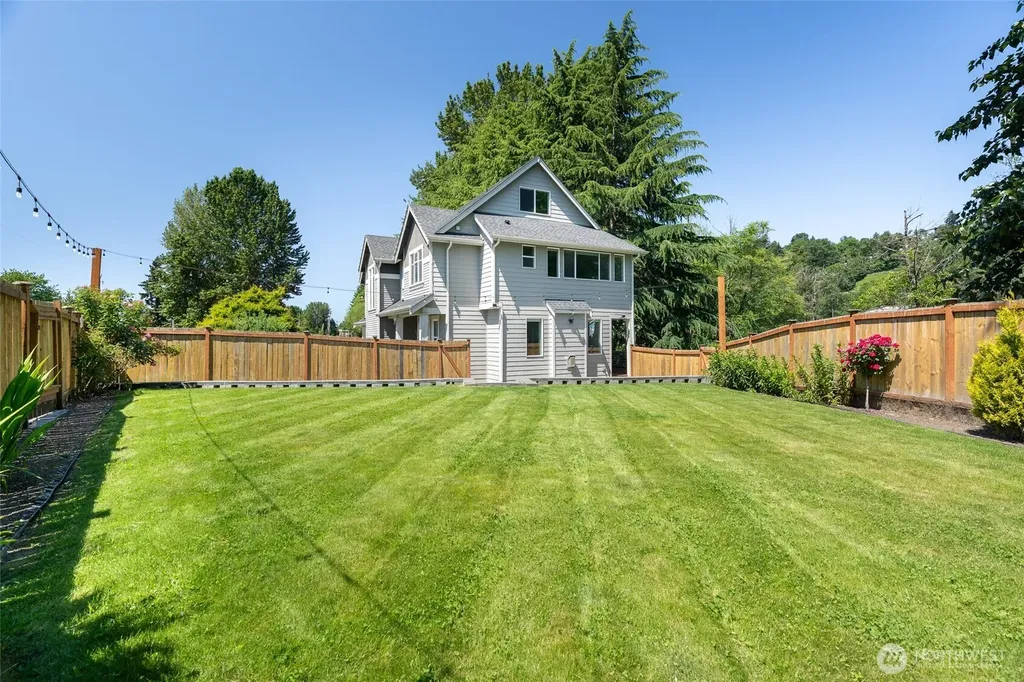 12570 51st Place SE Tukwila WA 98178