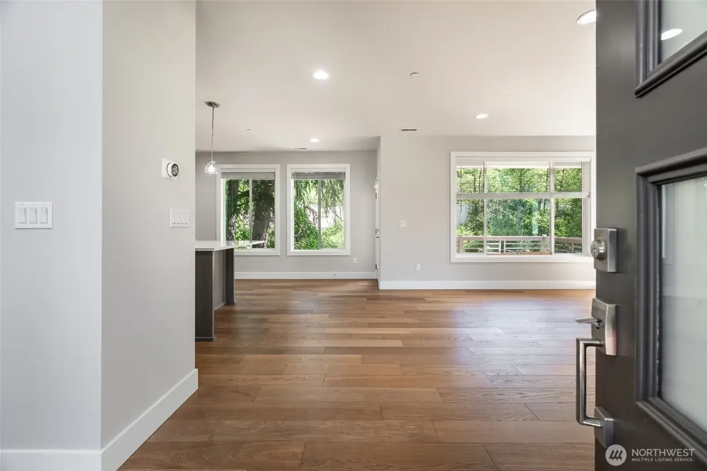 12570 51st Place SE Tukwila WA 98178