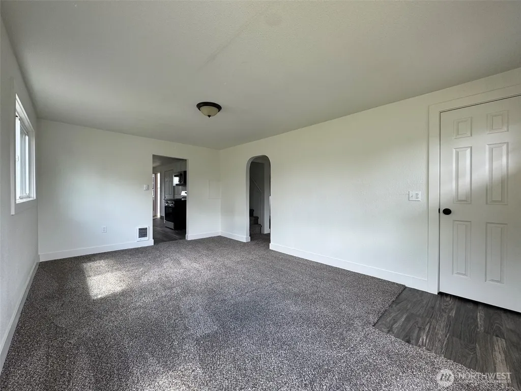 289 28th Avenue Longview WA 98632