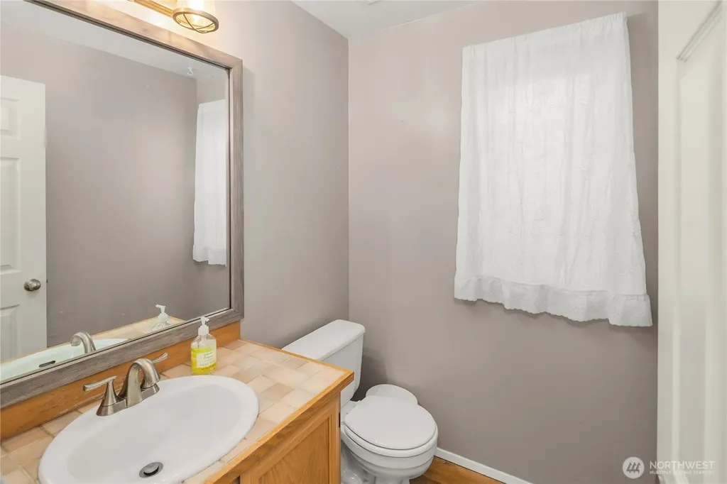 5010 Highland Drive SE Auburn WA 98092