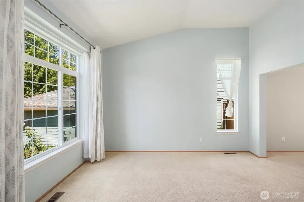 5010 Highland Drive SE Auburn WA 98092