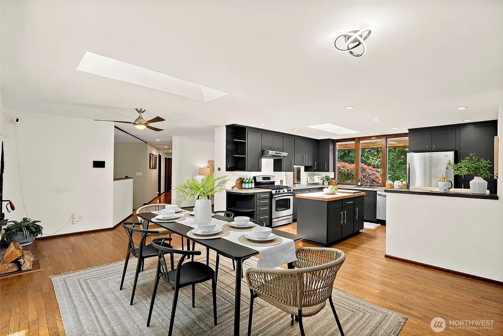 1585 Weathervane Drive Tacoma WA 98466