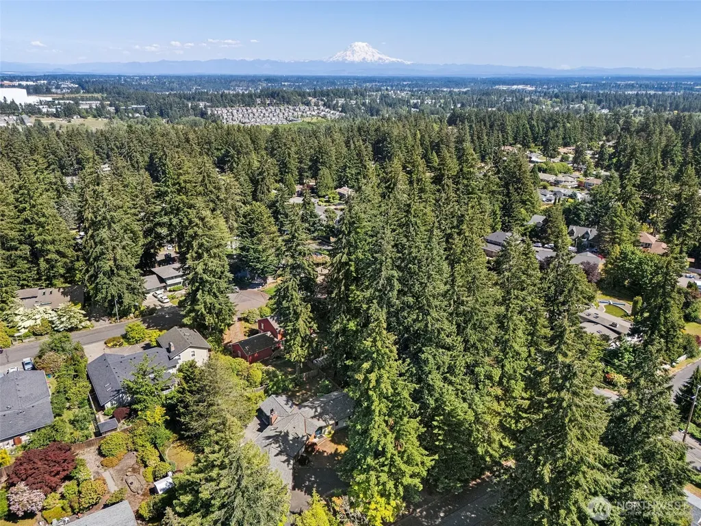 1585 Weathervane Drive Tacoma WA 98466