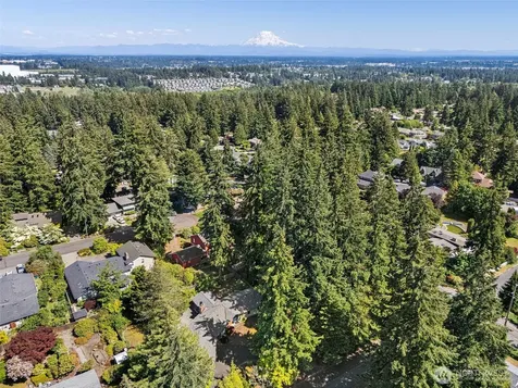1585 Weathervane Drive Tacoma WA 98466