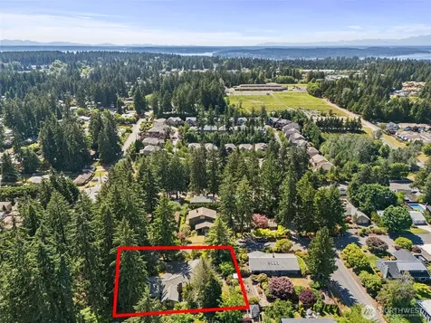 1585 Weathervane Drive Tacoma WA 98466