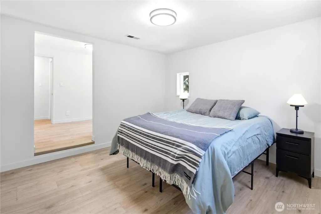 3121 SE 6th Street Renton WA 98058