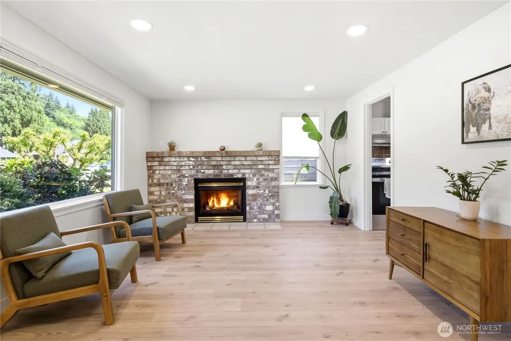 3121 SE 6th Street Renton WA 98058