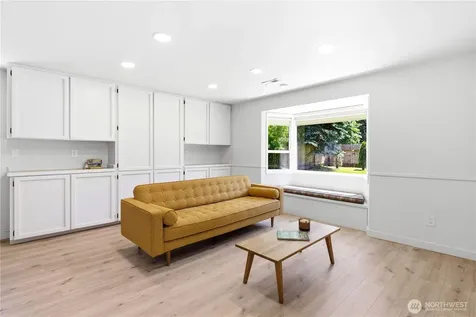 3121 SE 6th Street Renton WA 98058