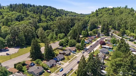 3121 SE 6th Street Renton WA 98058