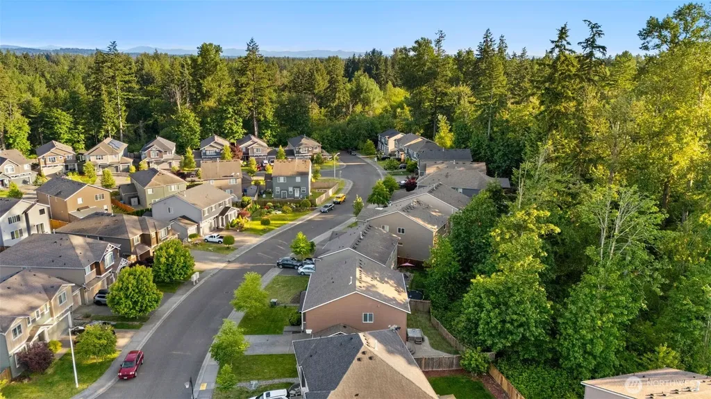 16614 80th Ave Court E Puyallup WA 98375
