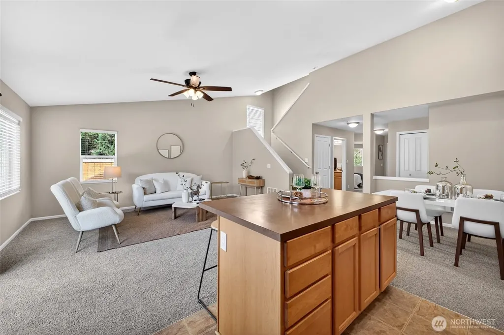 6434 Park Street E Fife WA 98424