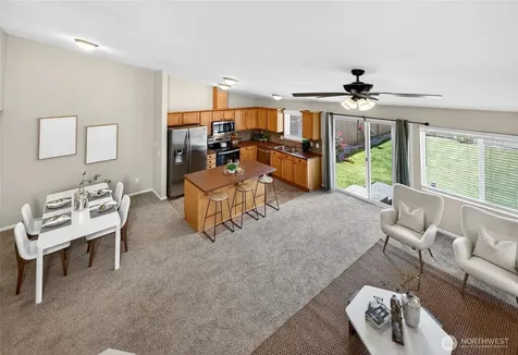 6434 Park Street E Fife WA 98424