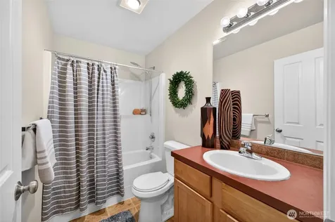 6434 Park Street E Fife WA 98424