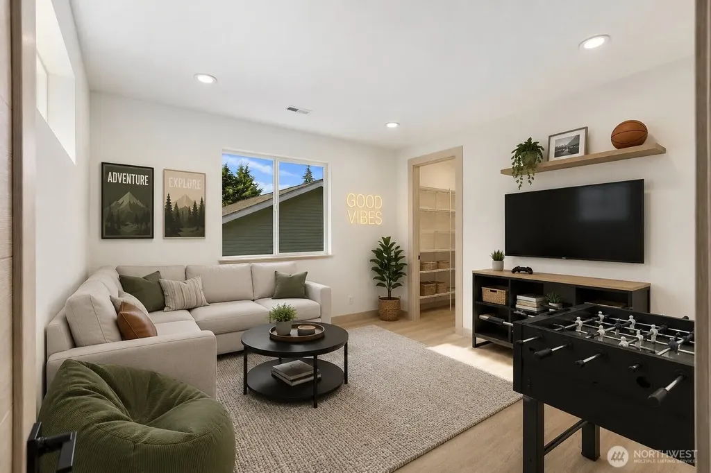 3523 71st Avenue W University Place WA 98466
