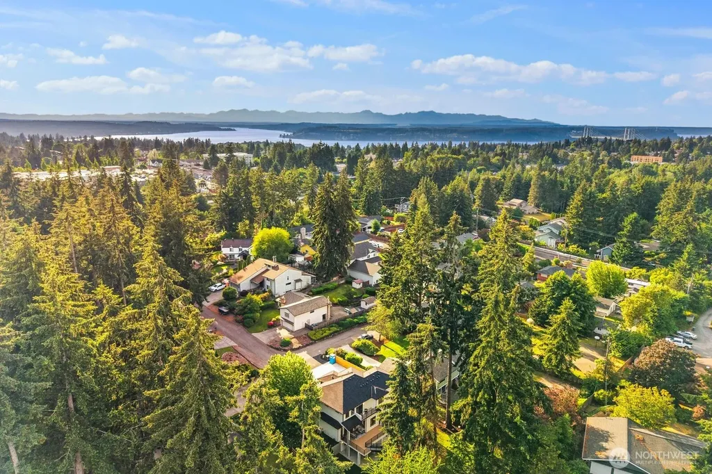 3523 71st Avenue W University Place WA 98466
