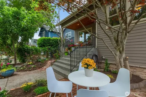 525 27th Avenue Seattle WA 98122