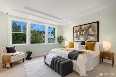 525 27th Avenue Seattle WA 98122